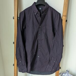 Uniqlo Men's Polka Dot Button-Up Shirt in Navy and Purple